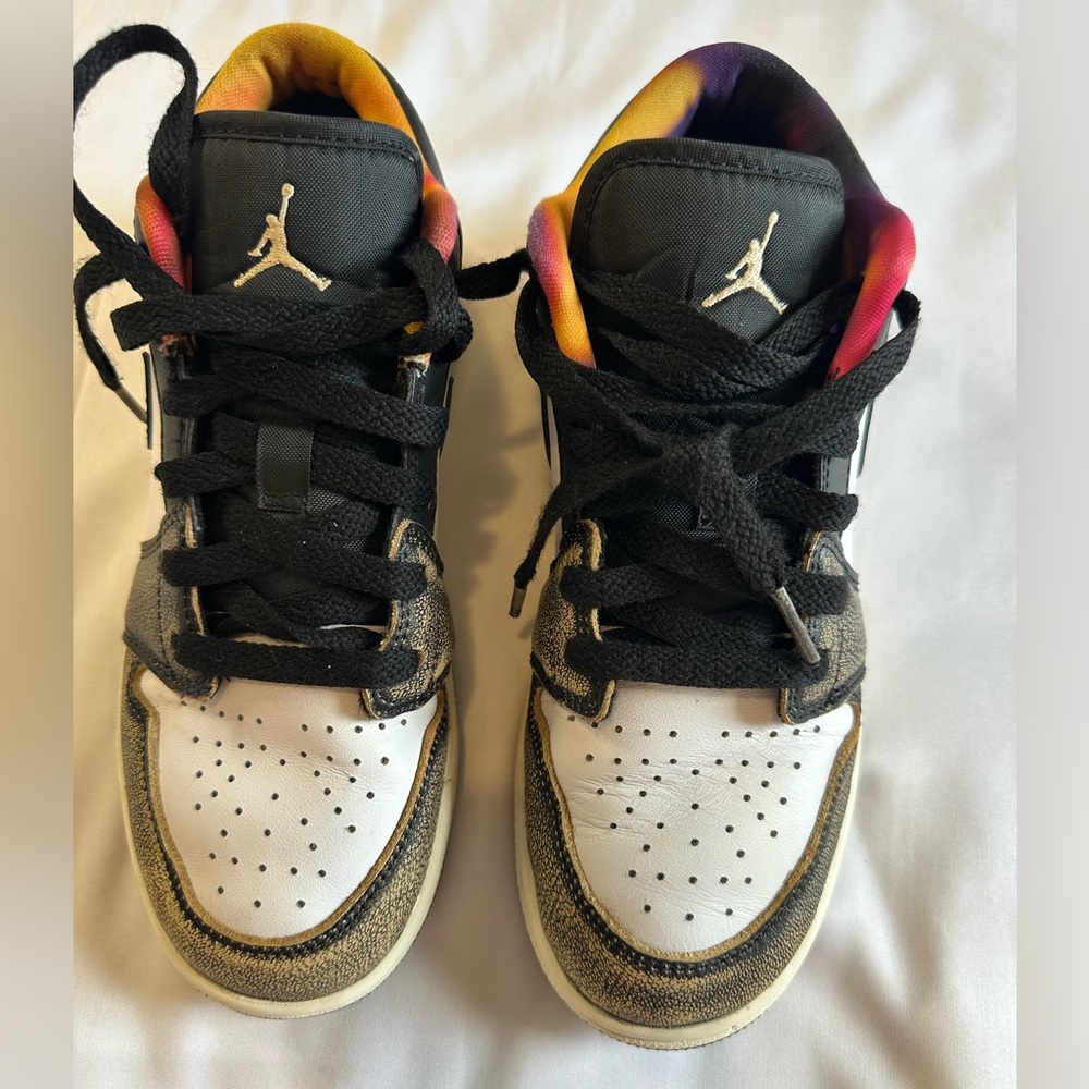 Nike air Jordan low se wear/size 36.5/color black